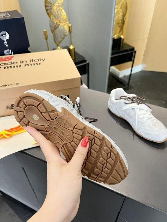 New Womens Miu Miu x New Balance 530 SL Sneakers - Picture 5 of 7